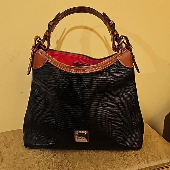 Dooney and Bourke black embossed lizard hobo purse..free shipping - Picture 1 of 9